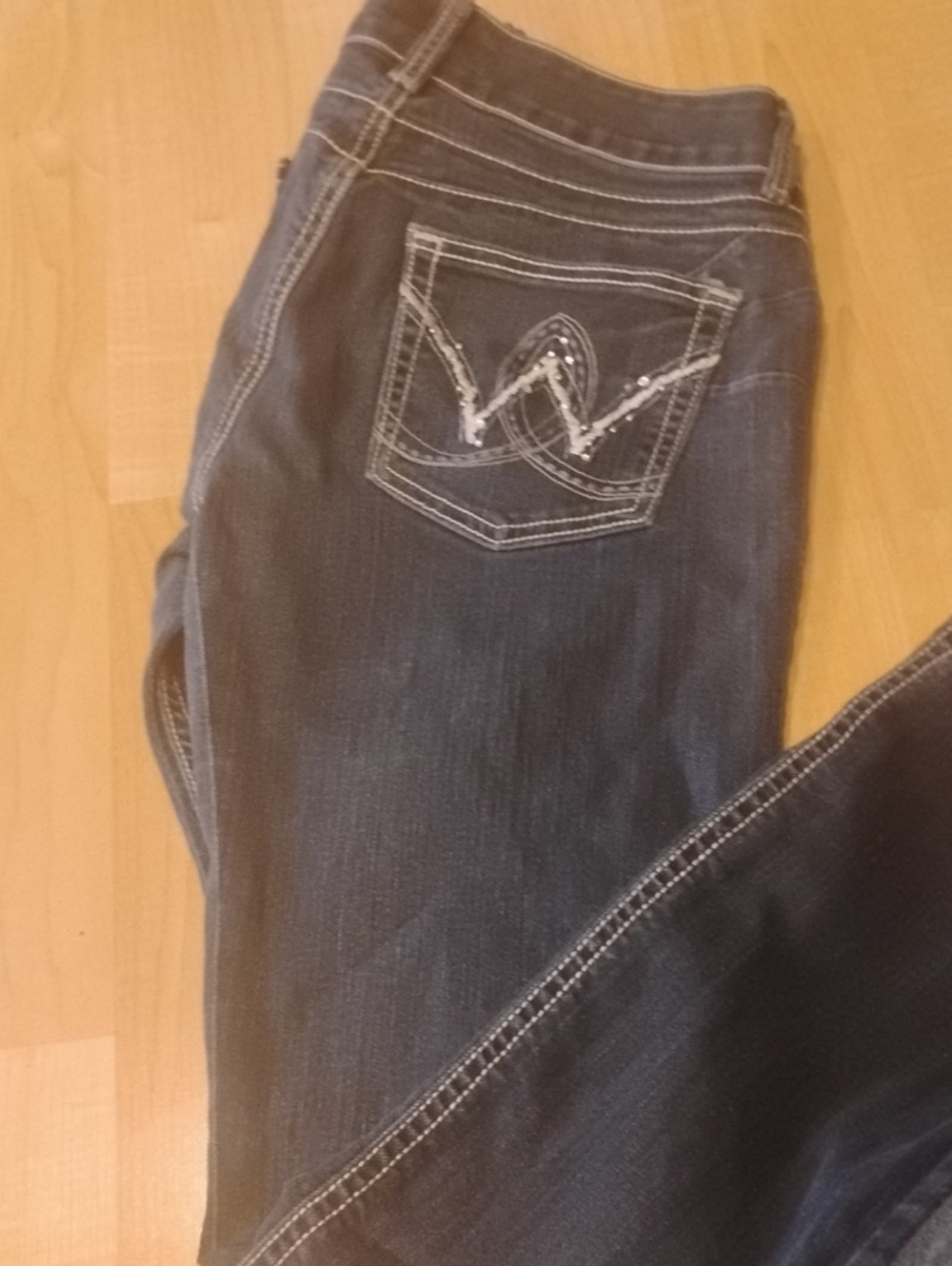 Wrangler Dark Blue Women's Boot-Cut Jeans with White Stitching
